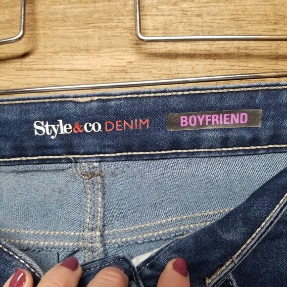 Style & Co Boyfriend Jeans Womens Size 10 Mid Rise Blue Denim Embellished - Picture 3 of 10